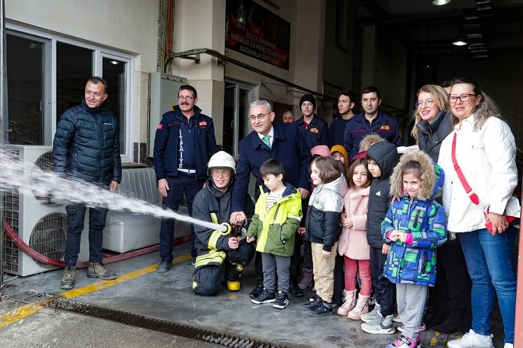 Çocukların meslek tanımasına ‘Işık’ tuttu