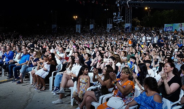 Beylikdüzü klasik muhteşem gala konseriyle sona erdi 