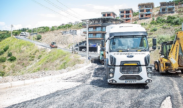 Ekonomik krize rağmen İzmir'de yatırım sürüyor