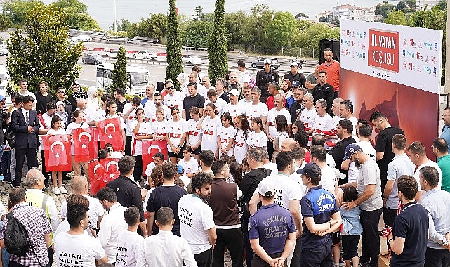 İstanbul Üsküdar'da 15 Temmuz Şehitleri “Vatan Koşusu” ile anıldı