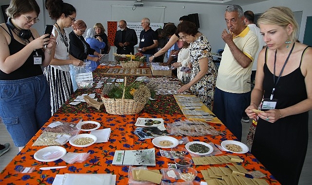 Nilüfer'de uluslararası yerel tohum takası yapıldı